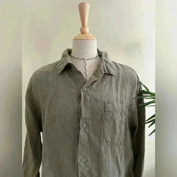 Parachute Sage Green Linen Button-Up Shirt – Small Petite - Picture 2 of 10